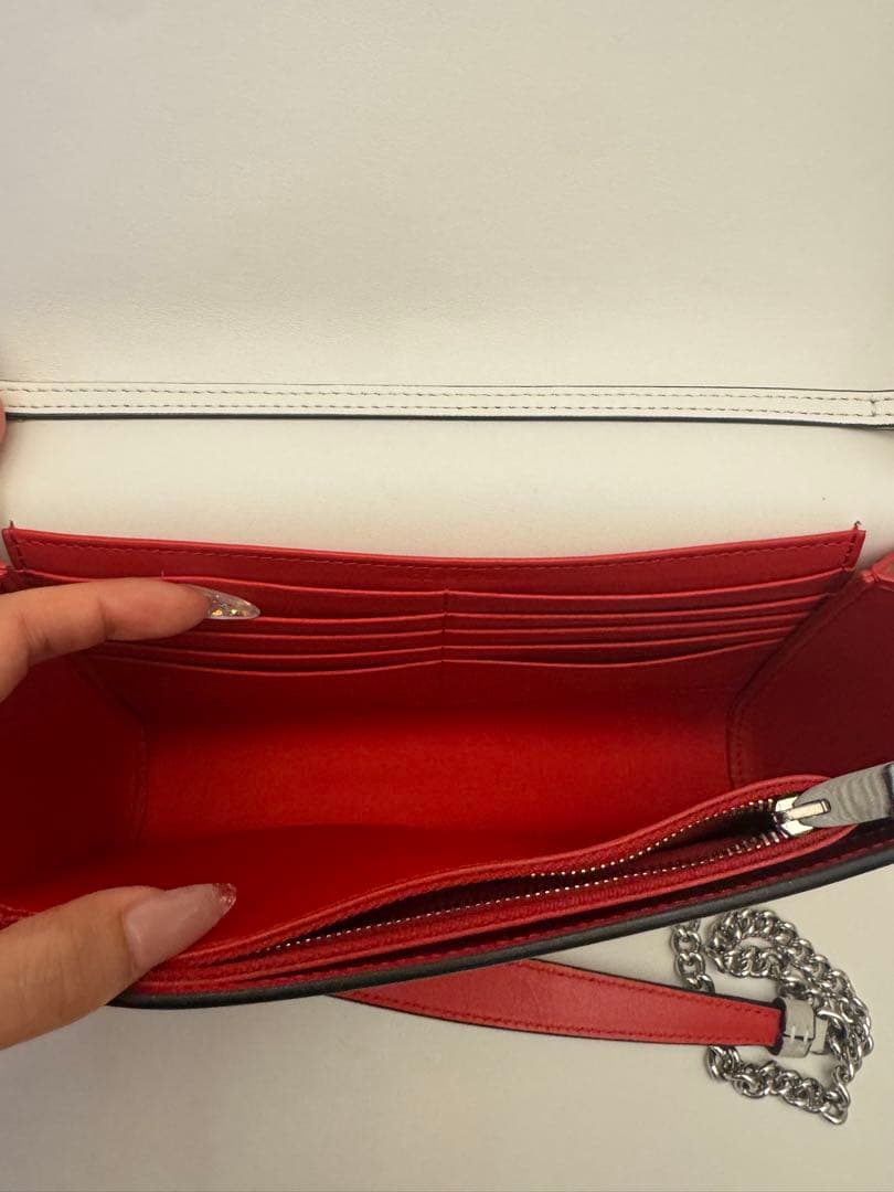 Christian Louboutin パロマチェーンバッグ