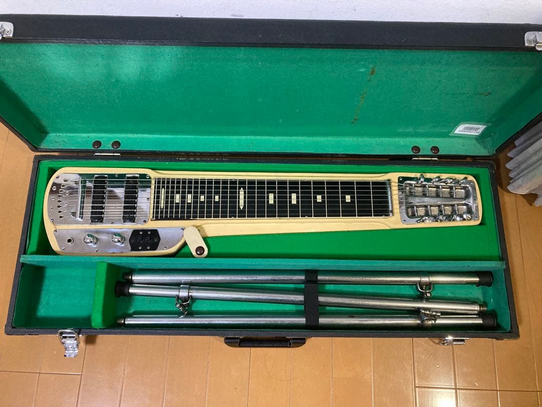 Guyatone グヤ8弦スチールギター　スタンド、ケース付