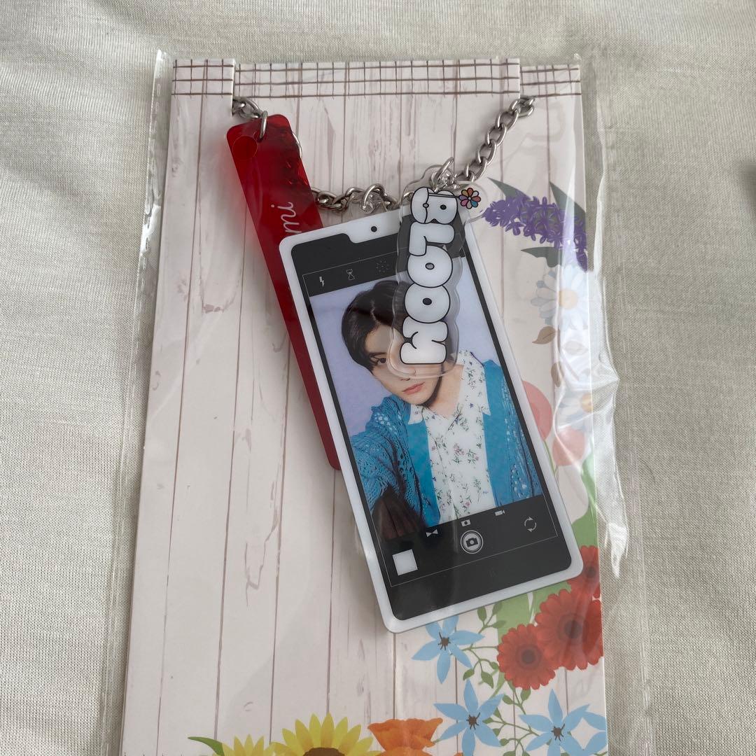 8LOOM 高橋文哉　グッズセット