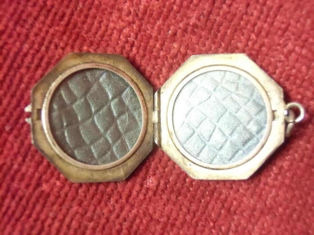 Ｗ帝政ドイツ軍/プロイセン王国＊８００銀製＊鉄十字付きロケット⑥（実物）