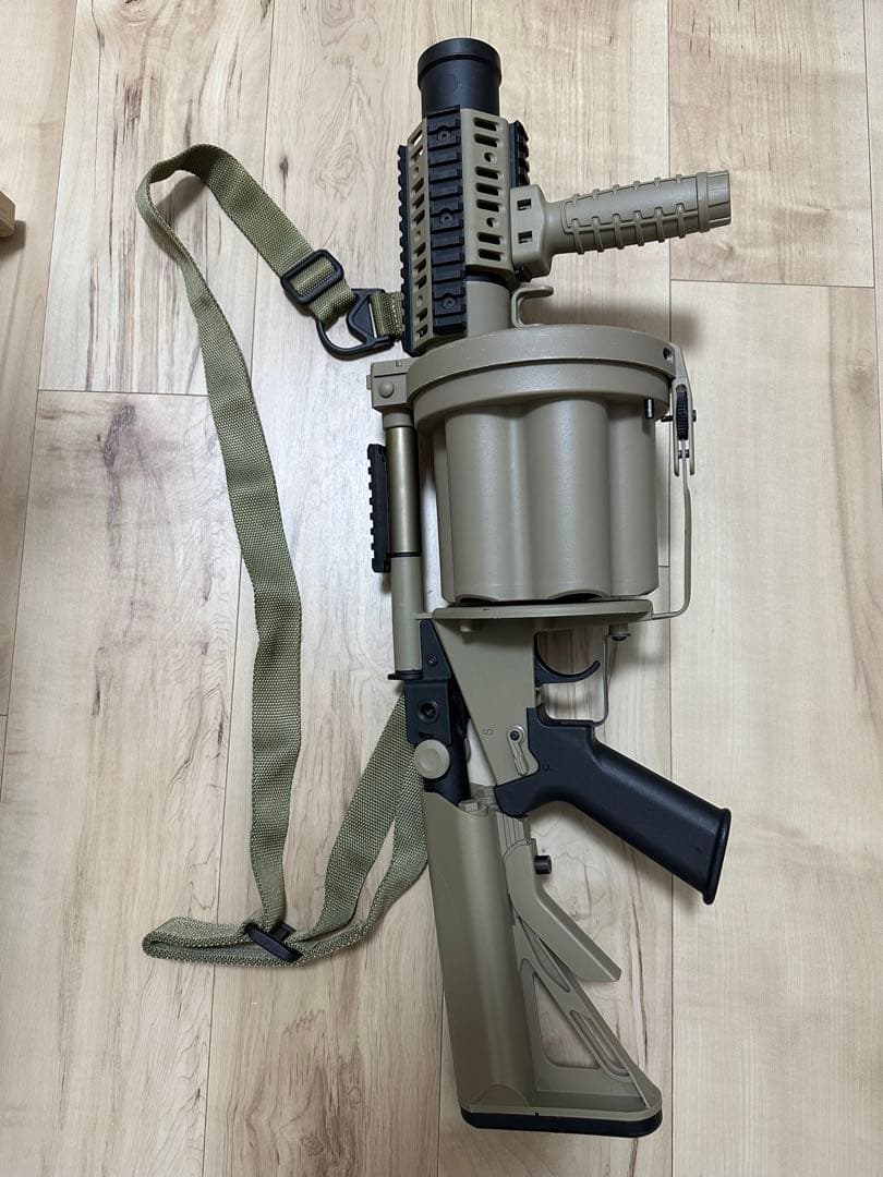 ICS MGL-140 リボルバーランチャー