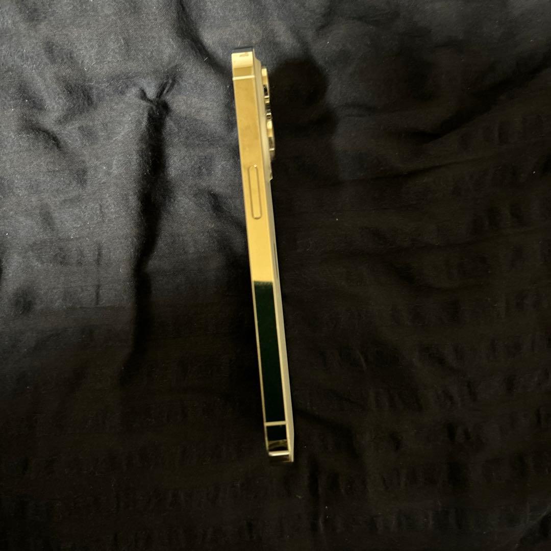 Apple iPhone 13 シルバー 本体