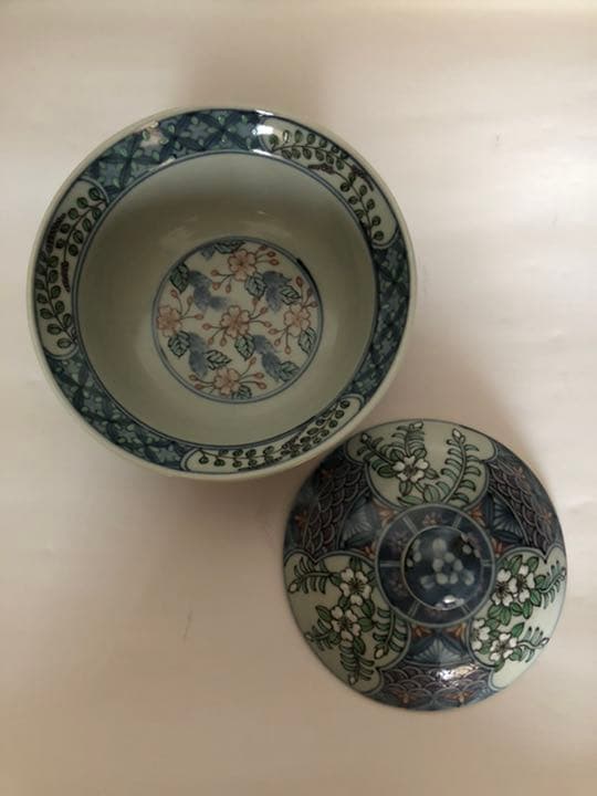 蓋付き鉢　染錦山桜草花　佐藤走波　作