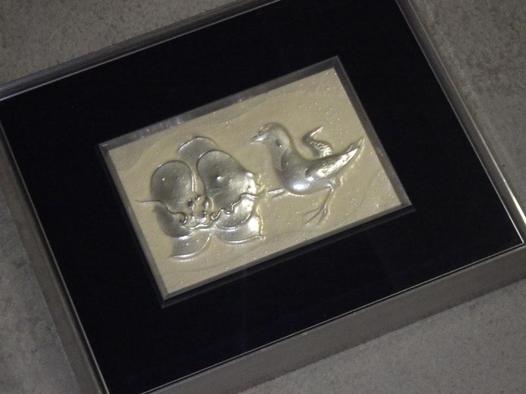 彫金パネル 帖佐美行 純銅製 共シール 落款 額装 服部時計店創業100年記念