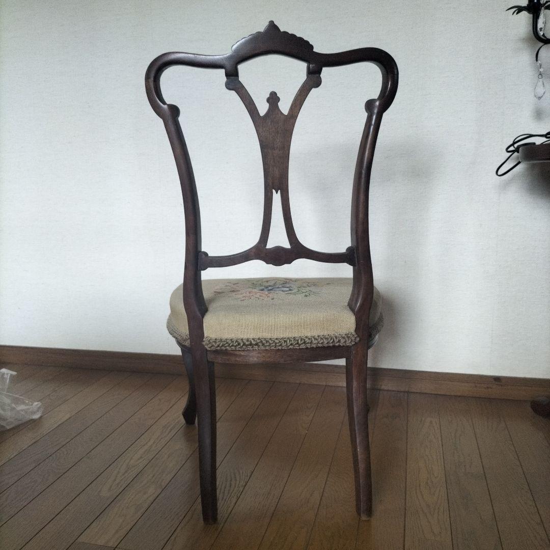 時間限定値下①木製　刺繍　椅子　アンティーク　プチポワン　チェア　イギリス　ミニ