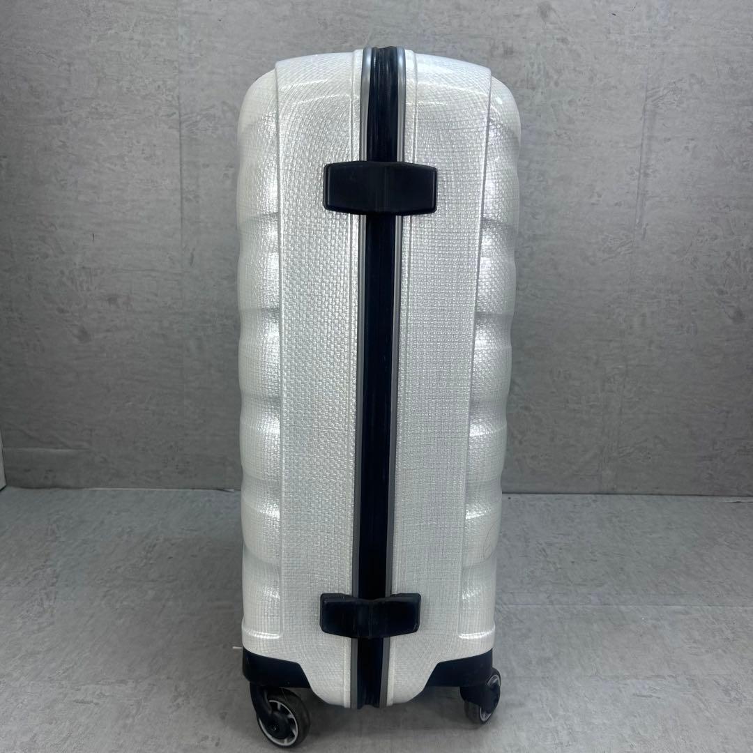 サムソナイト　ファイヤーライト　キャリーケース 69L ホワイト　4輪