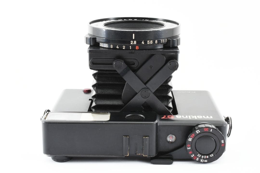 フィルムカメラ PLAUBEL makina 67/Nikon NIKKOR 80mm F2.8