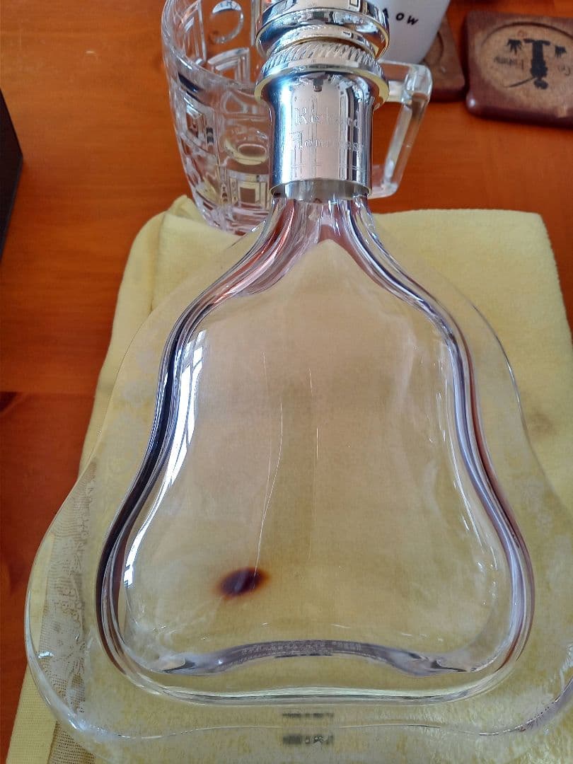 コニャック　ヘネシーXOリ-シャル