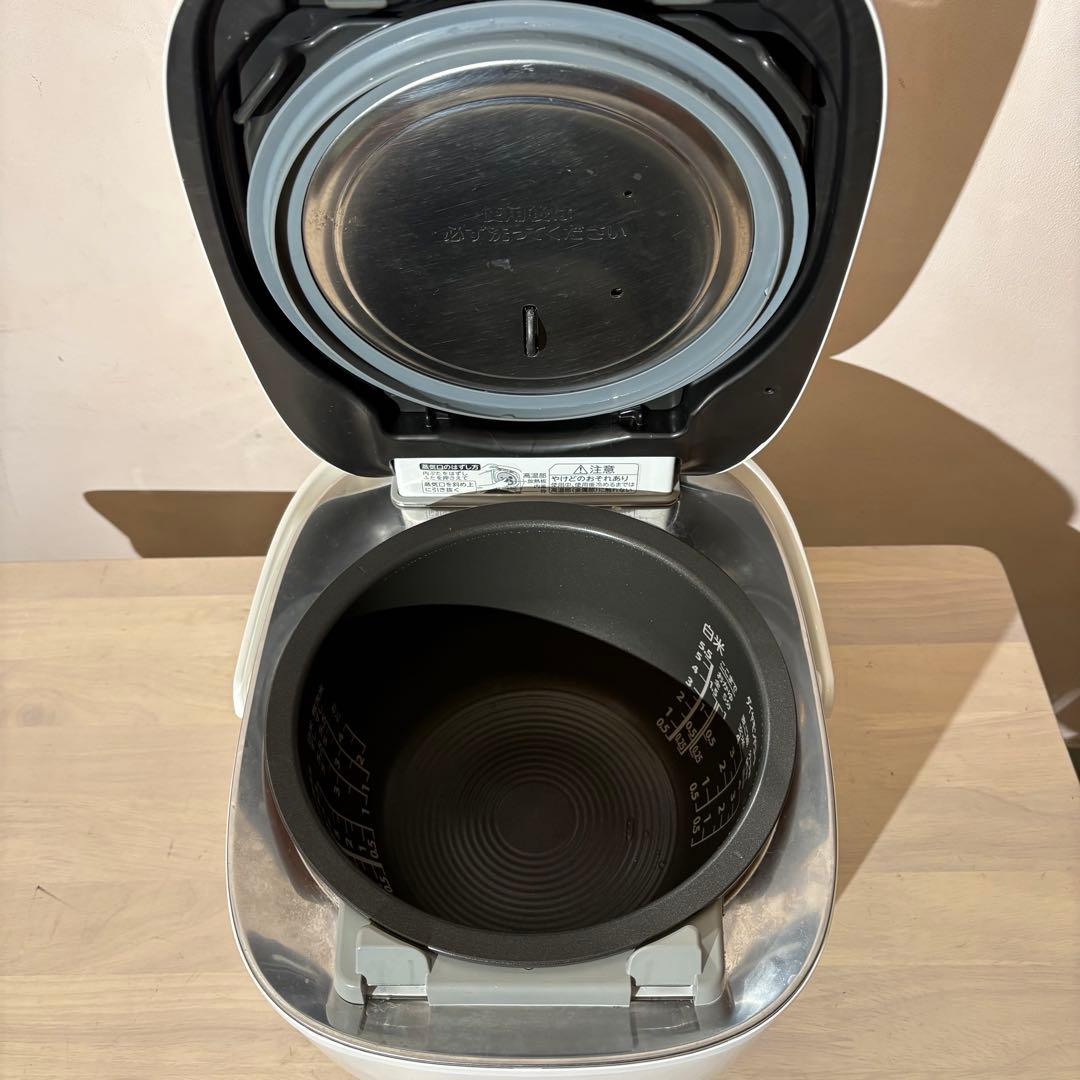 TOSHIBA RC-10E2VS 炊飯器 IH