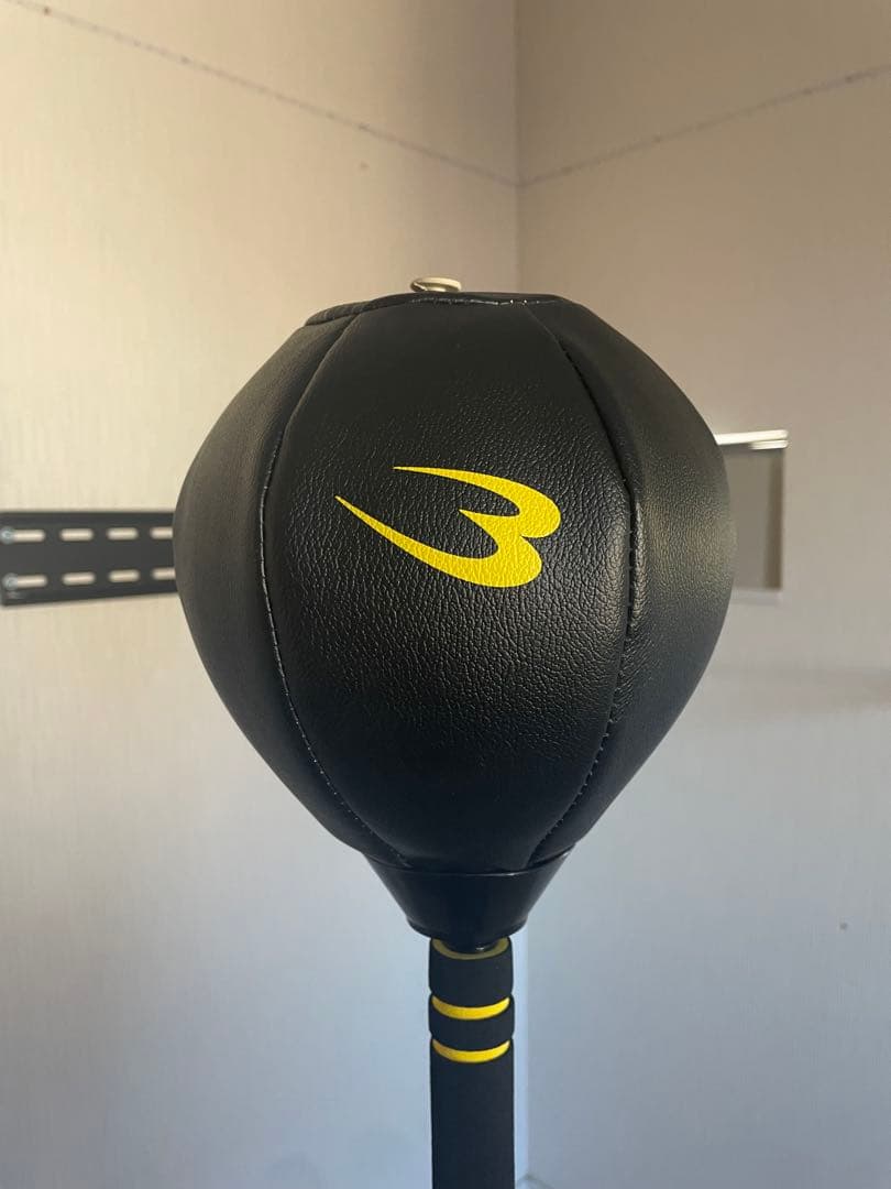 パンチングボール スプリング式 黒/黄色　ボディメーカー