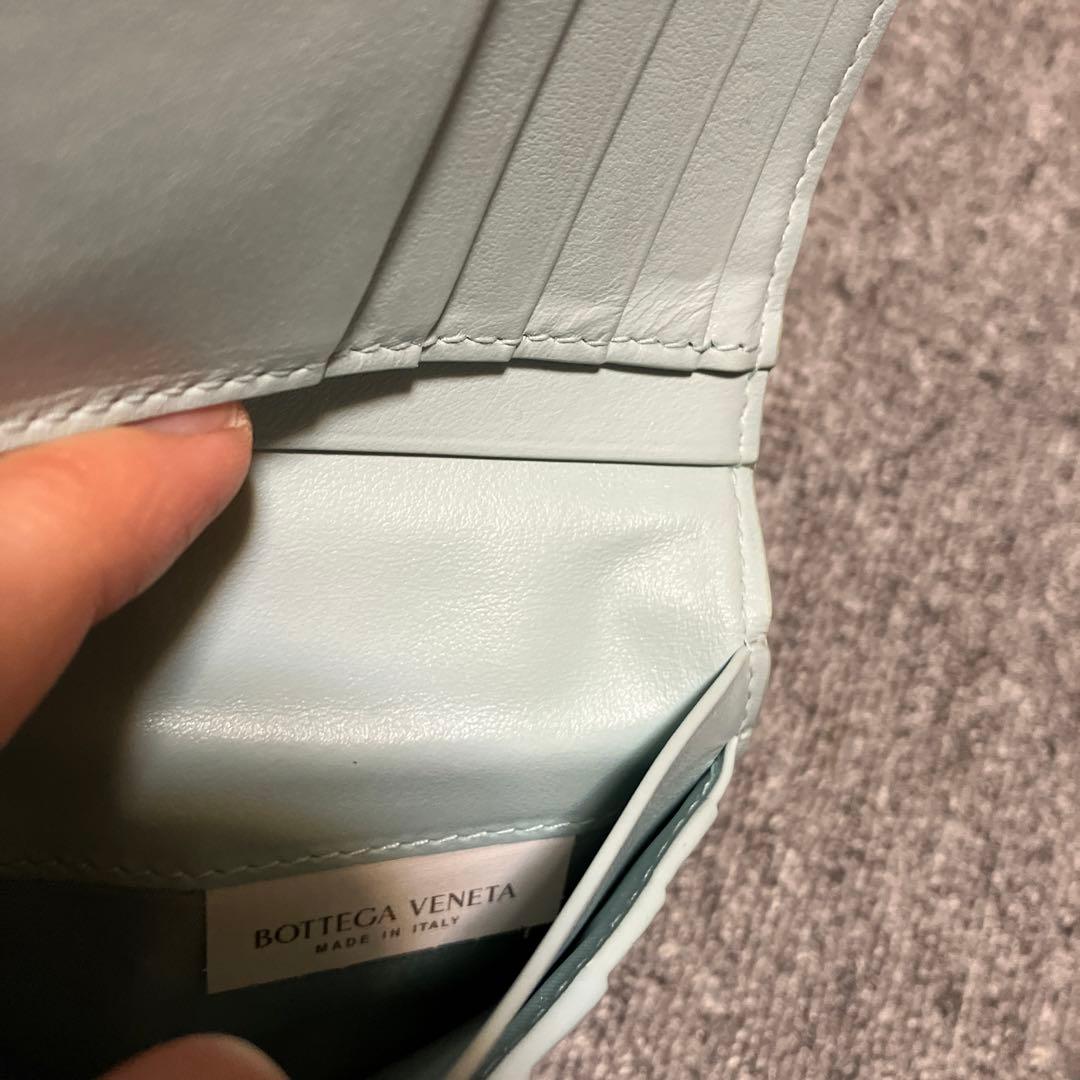 ボッテガヴェネタ　二つ折り財布　日本限定カラー