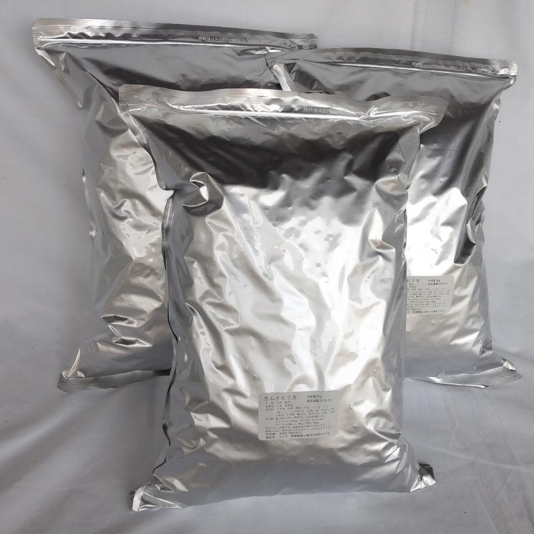 カムイピリカ9kg(3kg×3袋)　一生一度は与えたい神フード