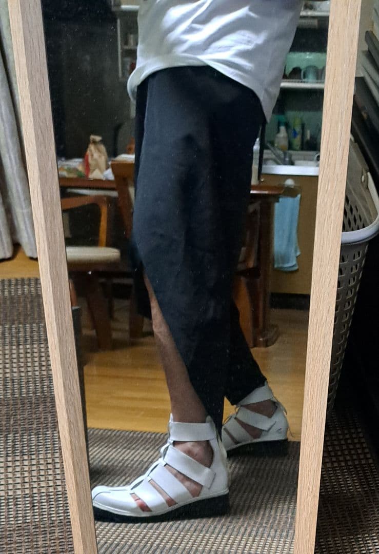 インカネーションのラップサルエルパンツ1度着用の美品だね‼️