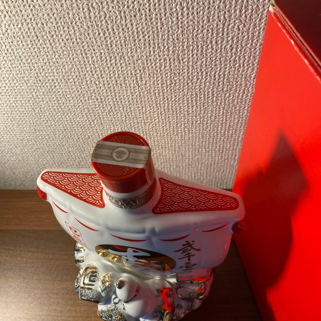 未開封　サントリーローヤル12年「巳歳」ボトル