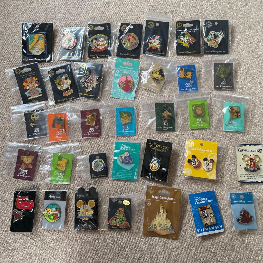 ディズニーピンバッジ 305個 まとめ売り