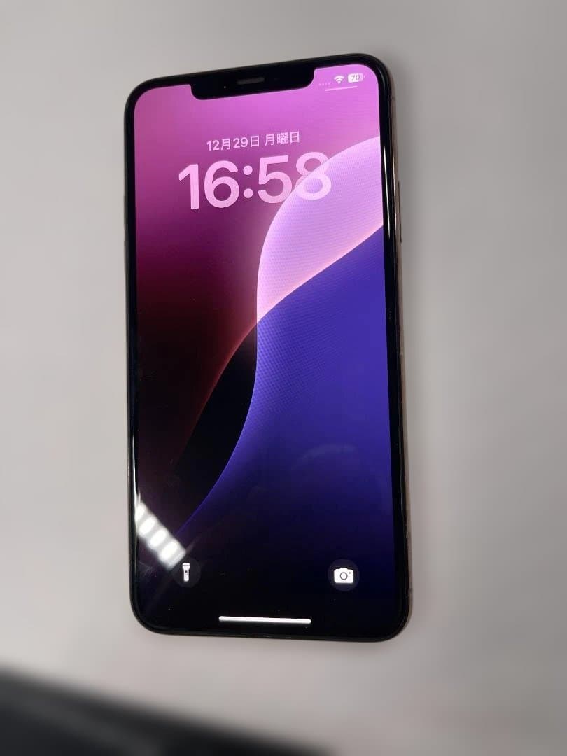 iPhone 11 Pro Max 256GB 本体 ゴールド　SIMフリー