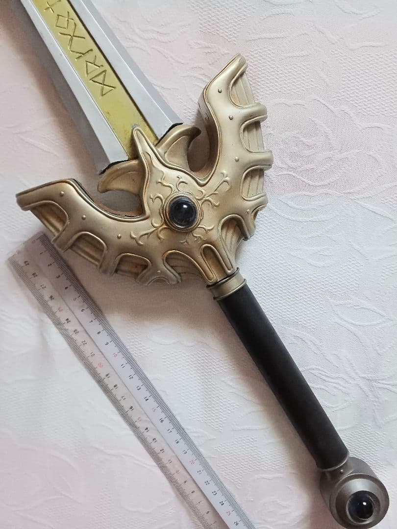 1/1スケール　ロトの剣　ガレージキット　塗装済み完成品　ドラクエⅢ　等身大