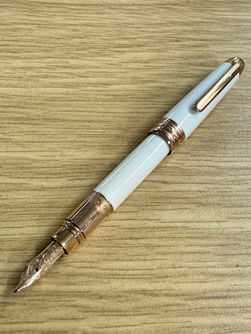 モンブラン マイスターシュトュックモーツァルト 万年筆