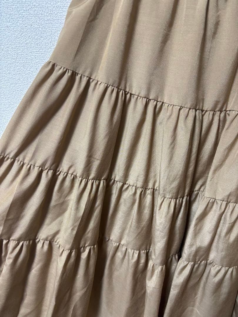 美品 TO BE CHIC ブライトクロス ティアードスカート ベージュ