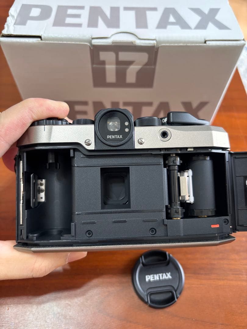 リ*ン様 Pentax 17