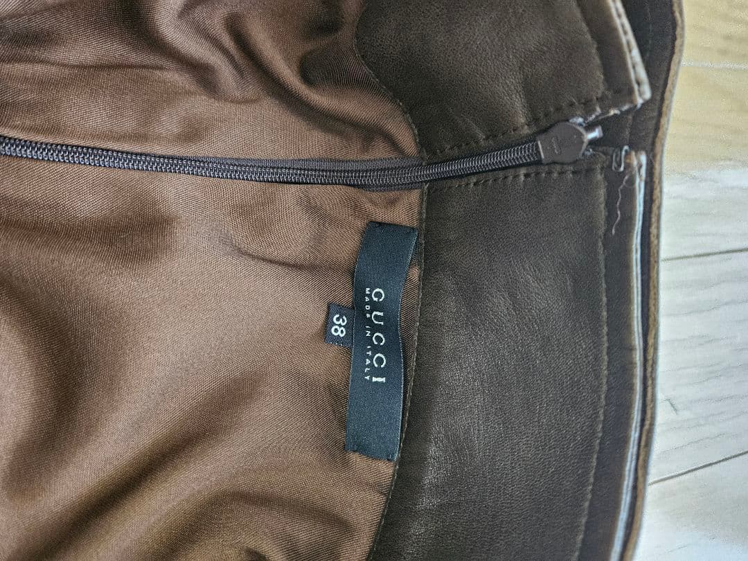 GUCCIレザースカート