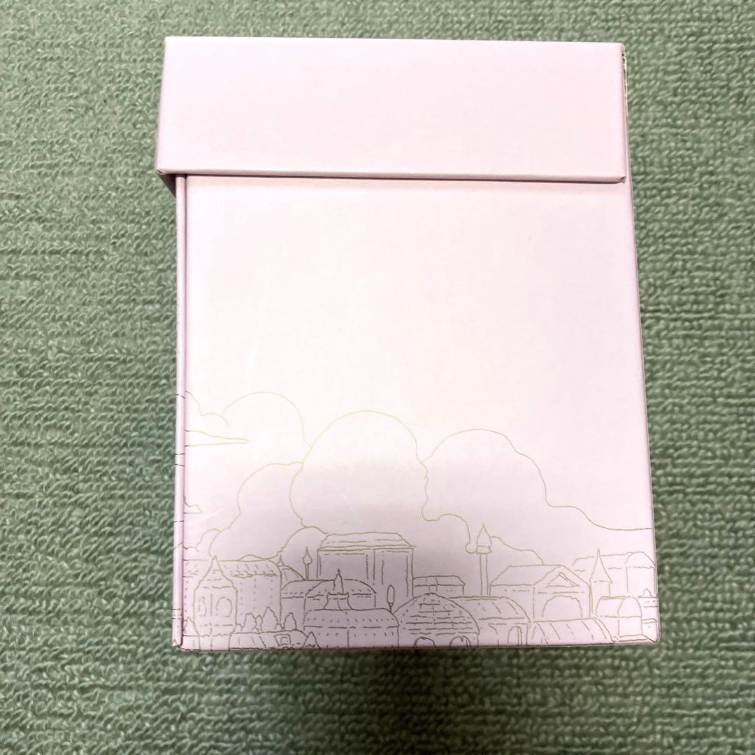 激レア　大人気クレドポーボーテ ホリデー 2024 ノベルティ スノードーム