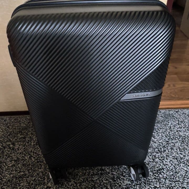 サムソンナイトス一ツケス機内持ち込み可能