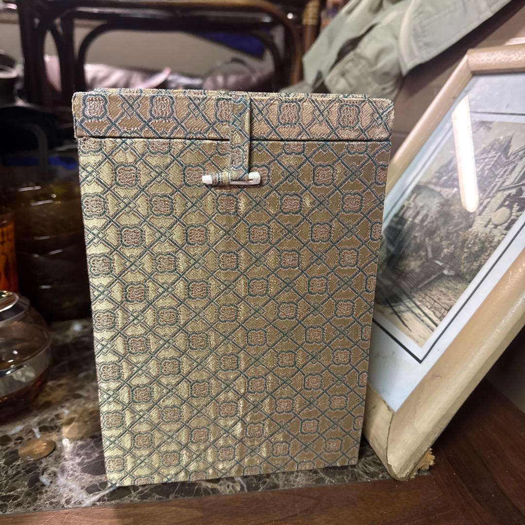 金運招来　木曽檜材　細密手彫り　裸弁財天様　ご利益　縁起物