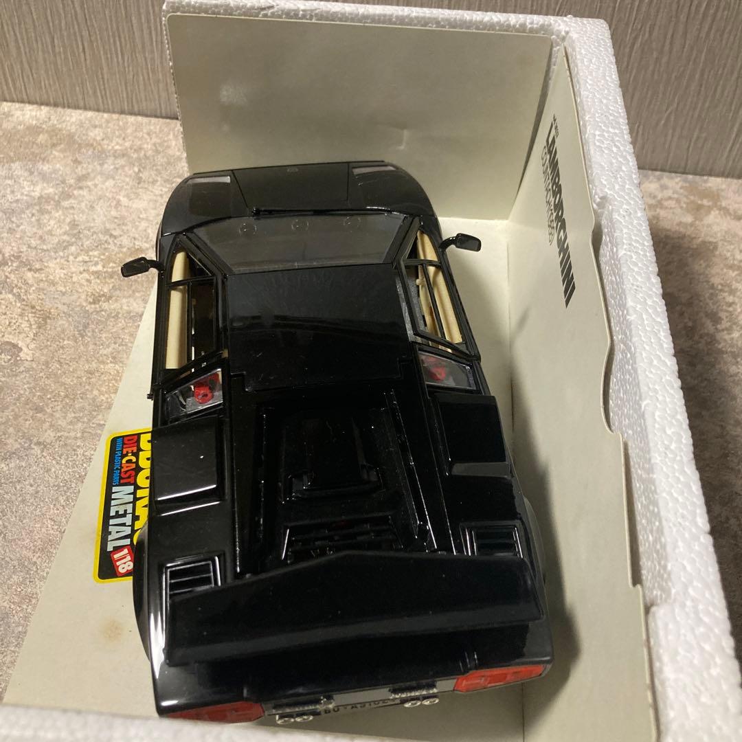 Bburago Lamborghini Countach (1988)黒