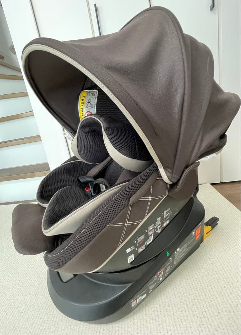 AILEBEBEエールベベ チャイルドシート クルット4iグランス ブラウン