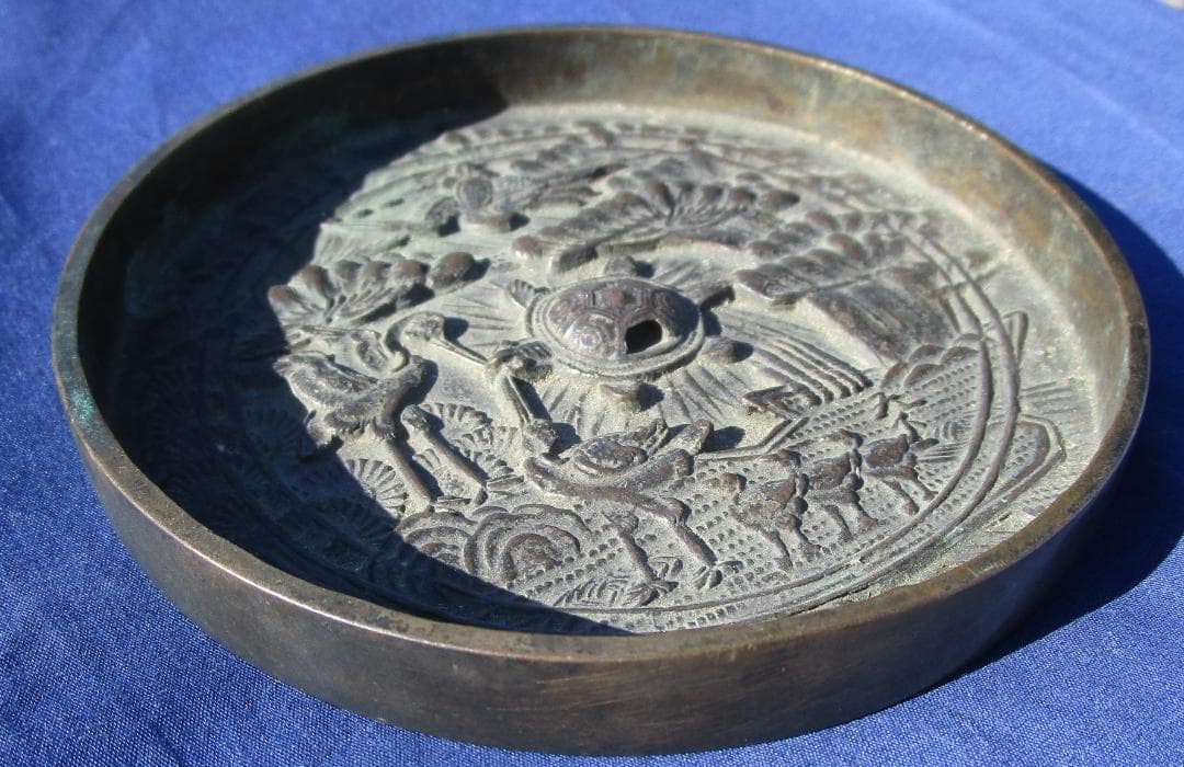 古鏡　円鏡　天下一　蓬莱さんの図柄　室町後期から江戸初期　時代の鏡　1枚