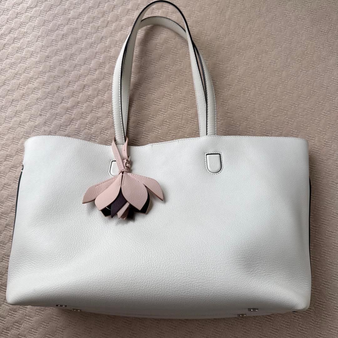 クリスチャンディオール