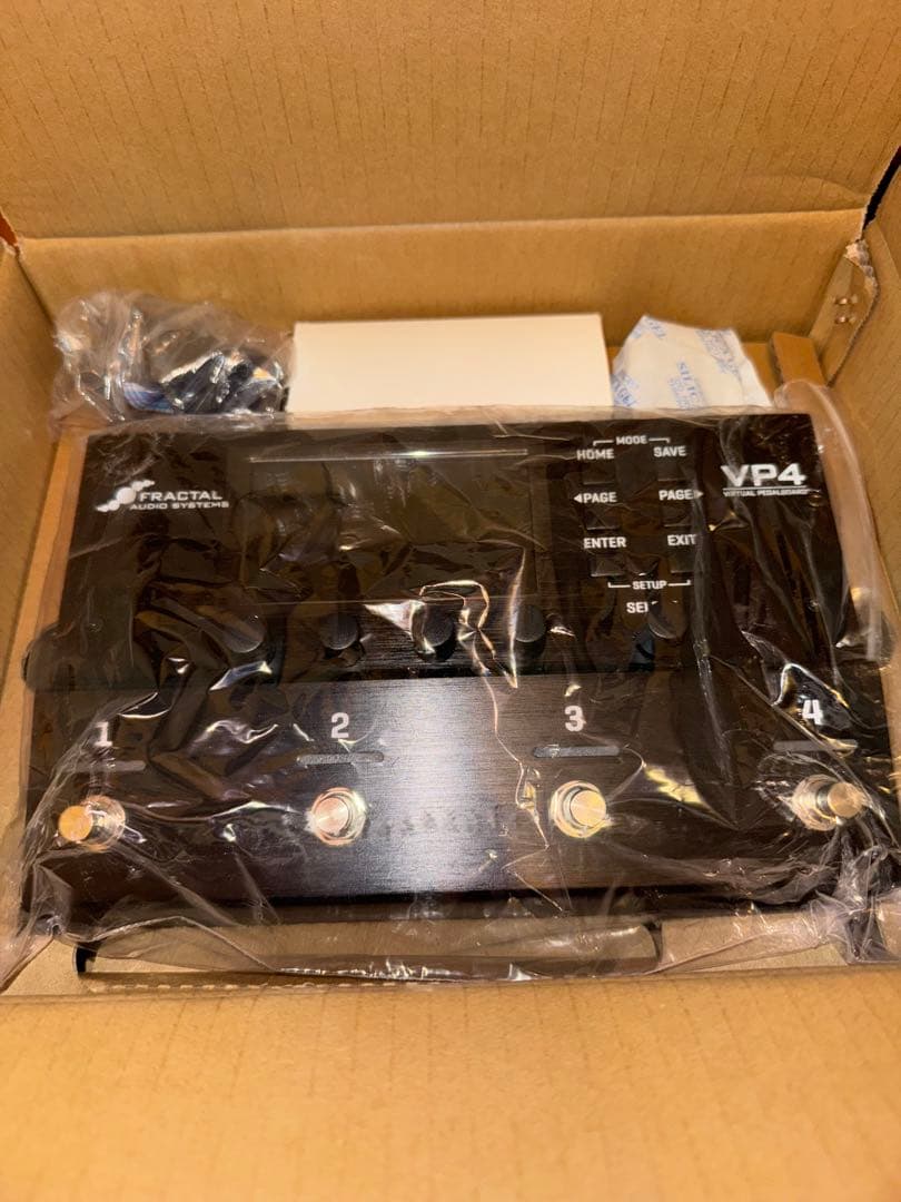 ギター FRACTAL AUDIO SYSTEMS VP4