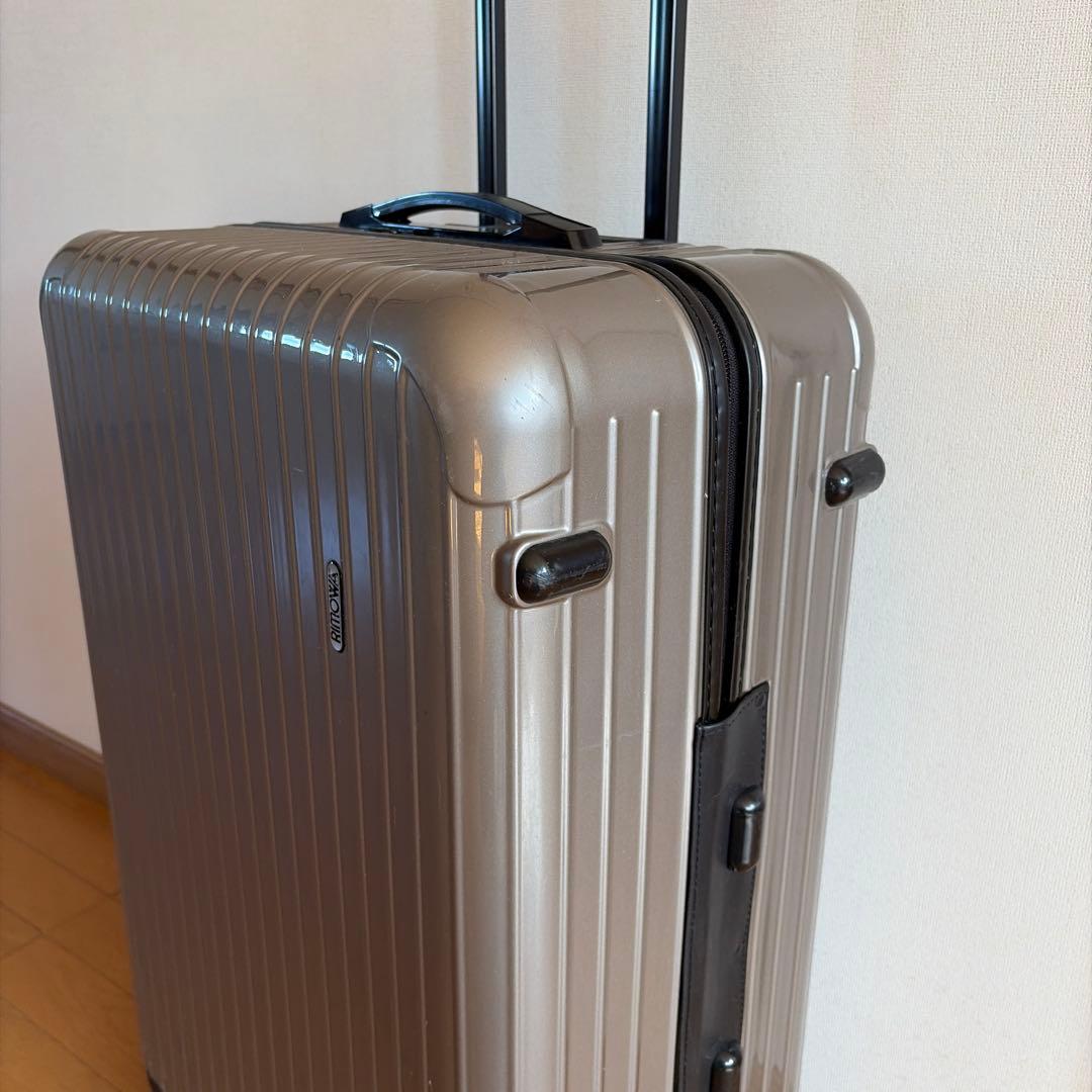 リモワ サルサ 104L 4輪 日本限定色サンドゴールド