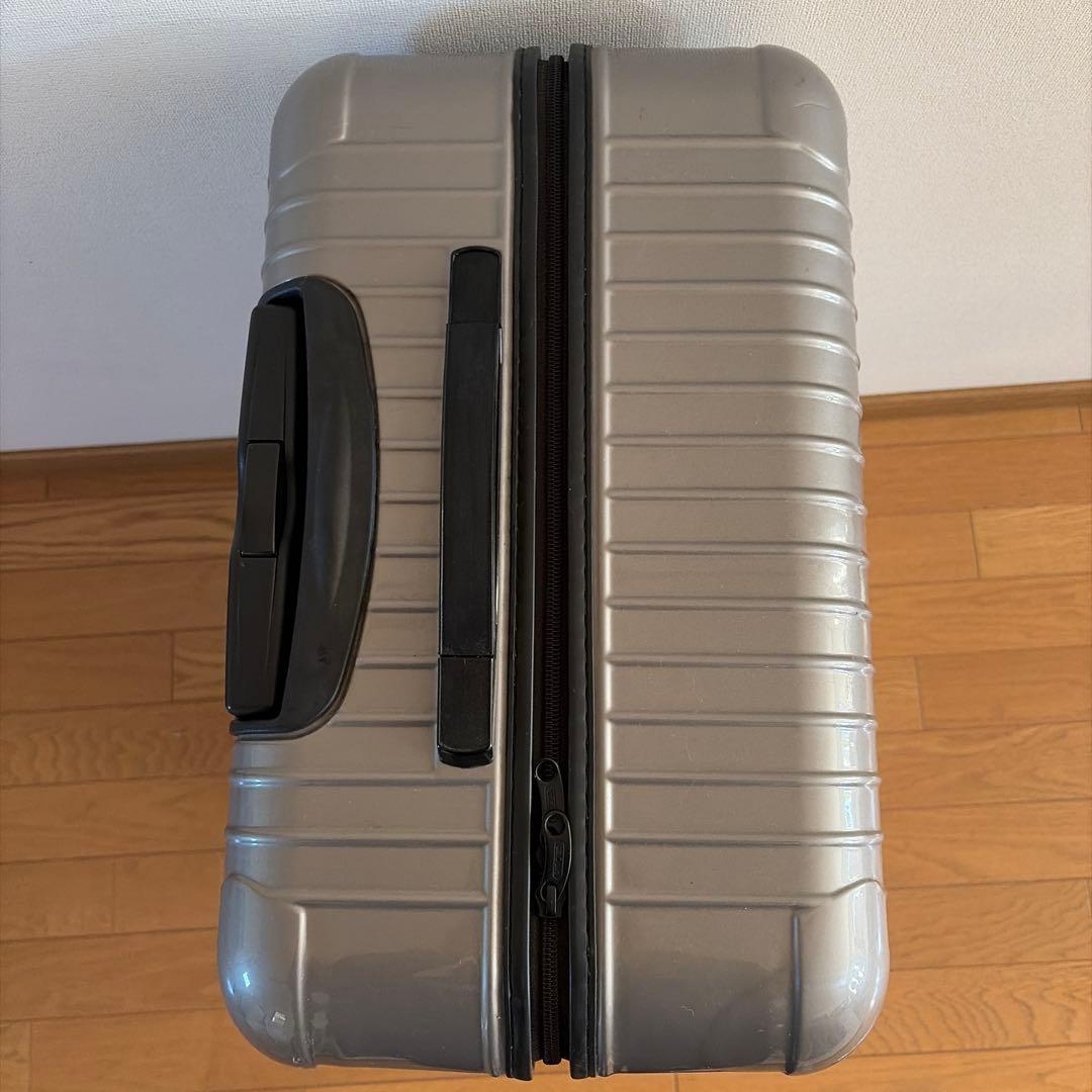 リモワ サルサ 104L 4輪 日本限定色サンドゴールド