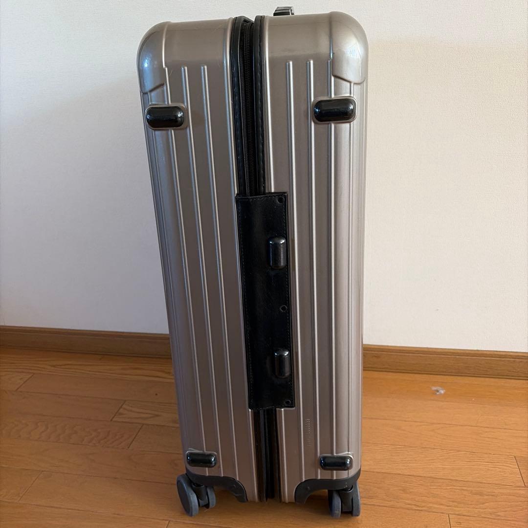 リモワ サルサ 104L 4輪 日本限定色サンドゴールド