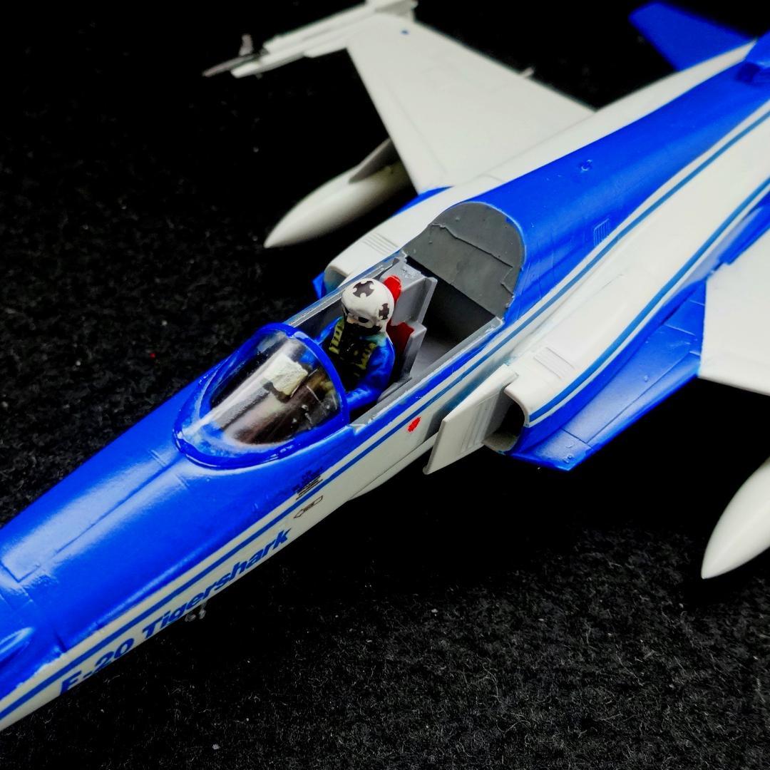 1/72 エリア88 F-20 タイガーシャーク \"風間真” 完成品
