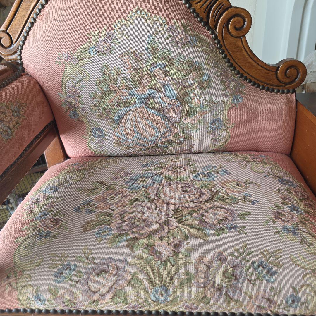 お取り置きとなりました　英国アンティーク　ゴブラン織　椅子　テーブル　チェスト