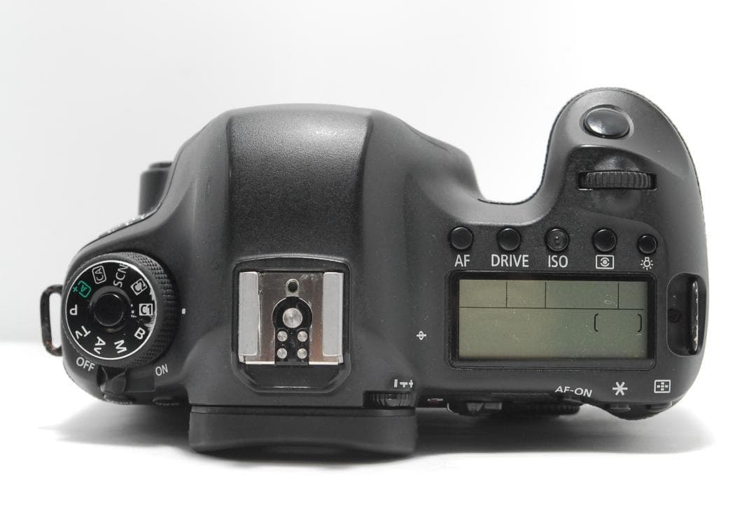 【フルサイズモデル】Canon 6D　WiFi搭載　高速AF　スマホ転送