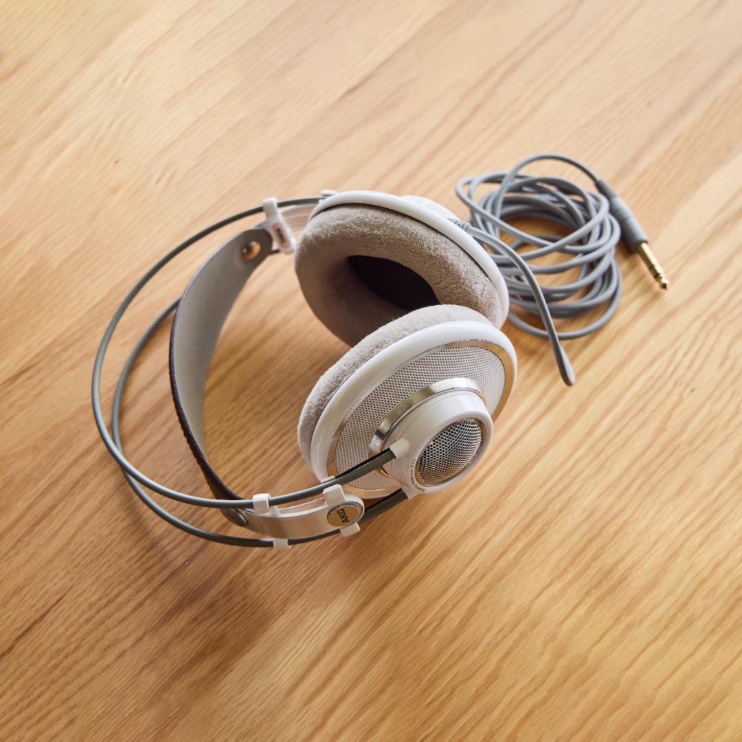 AKG プロフェッショナルモニターヘッドホン K701-Y3