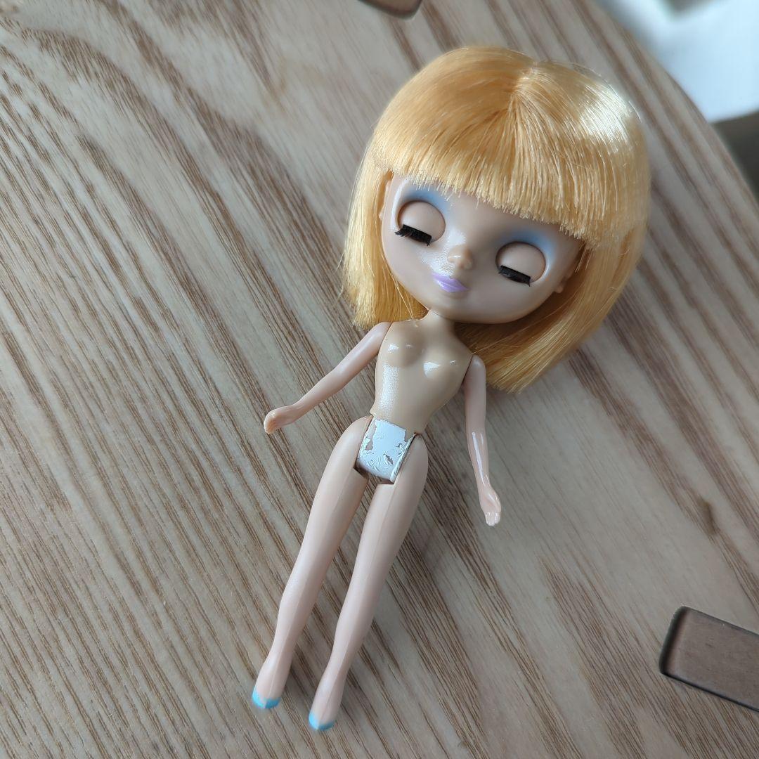 Blythe　ブライス　ネオブライス　ドール　人形　本体　ボブ　2003年製