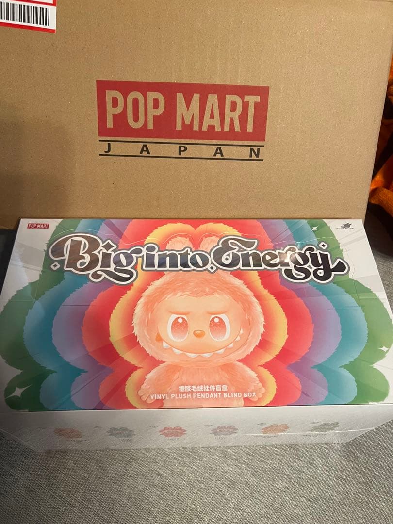 [Sakura] 正規品・未開封LabubuBig into Energy