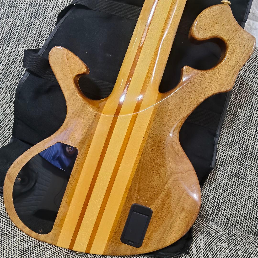 SPEAR Gungnir 6弦 変形 スピアー グングニル スルーネック