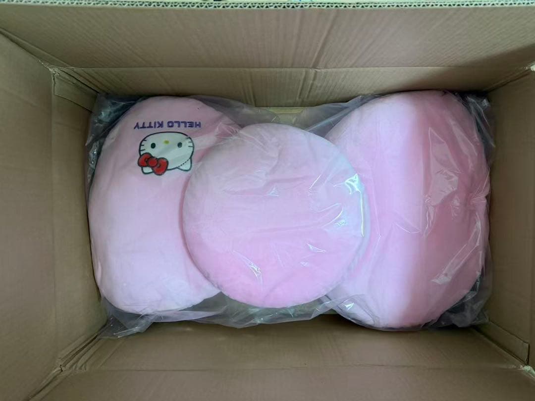 ハローキティ リボン型クッション タイトーグラボ 80cm