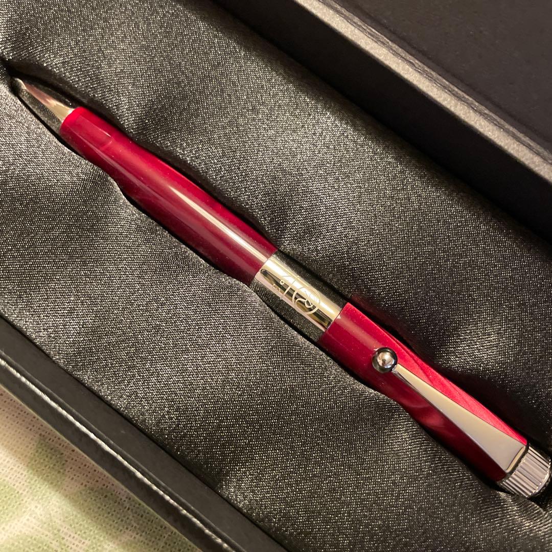 ROMEO No.3イタリアンレッド　新品　伊東屋