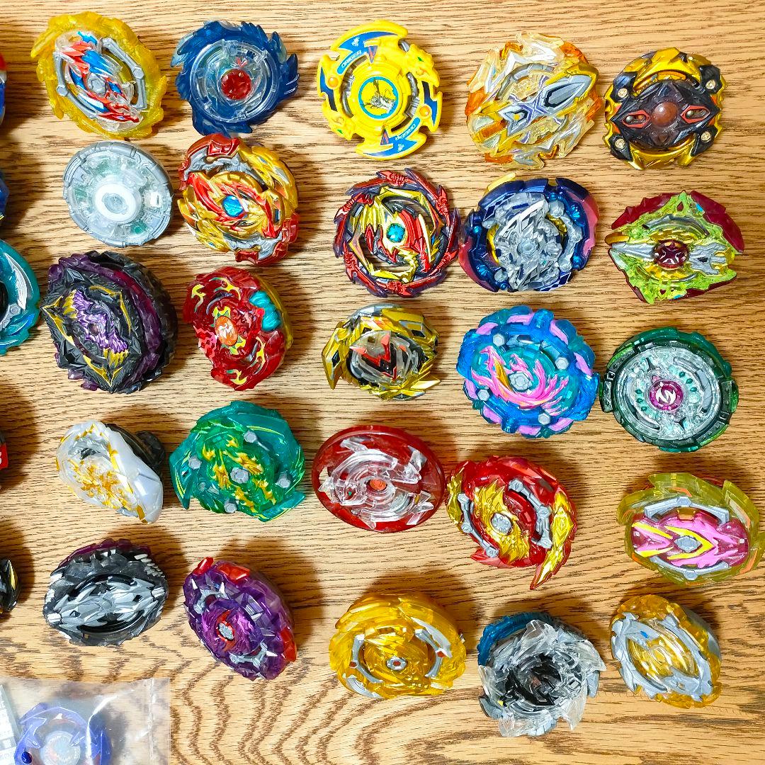 中古品ベイブレード大量まとめて