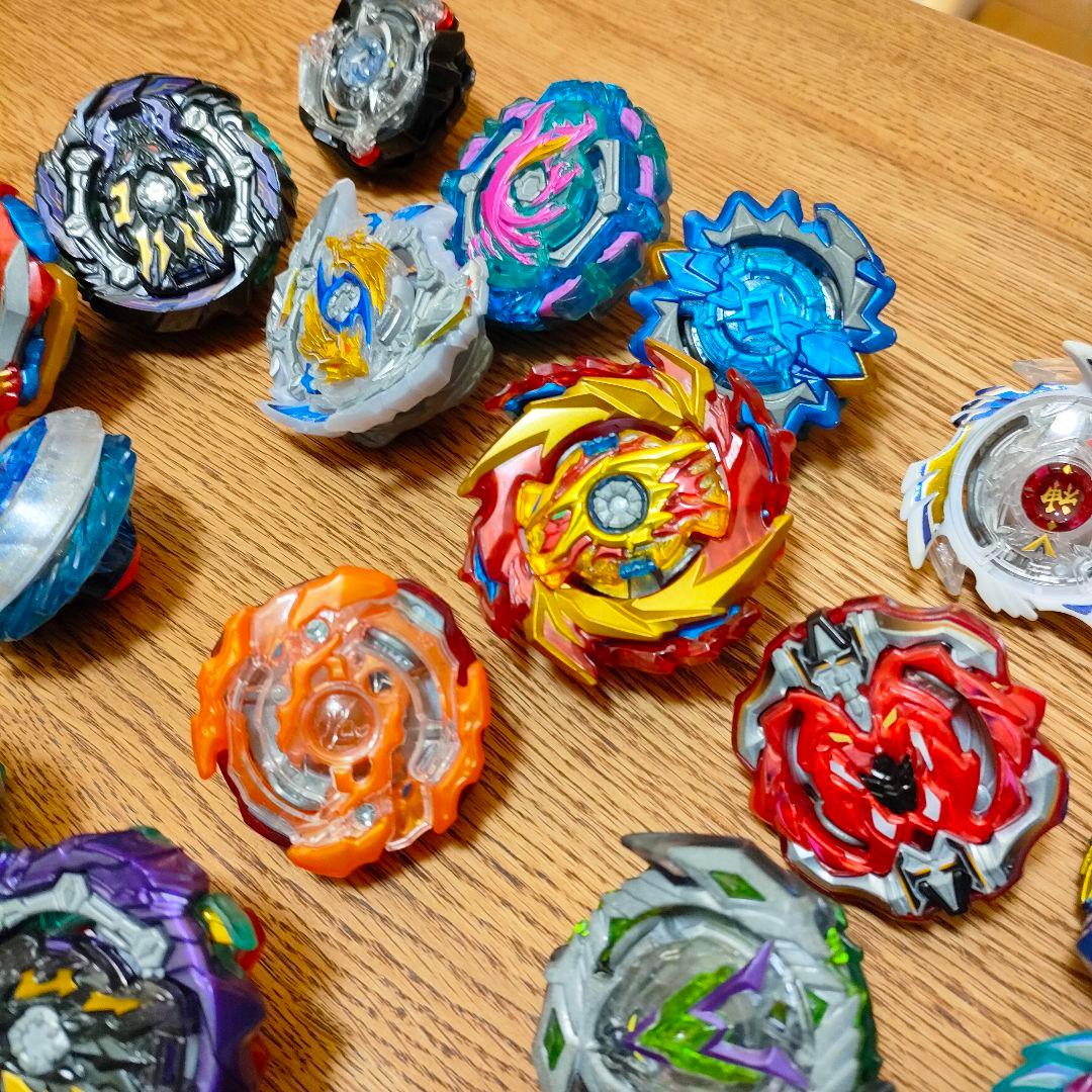 中古品ベイブレード大量まとめて