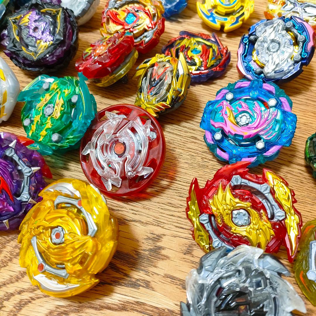 中古品ベイブレード大量まとめて