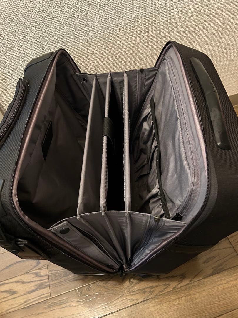 TUMI ブラック キャリーケース 小型