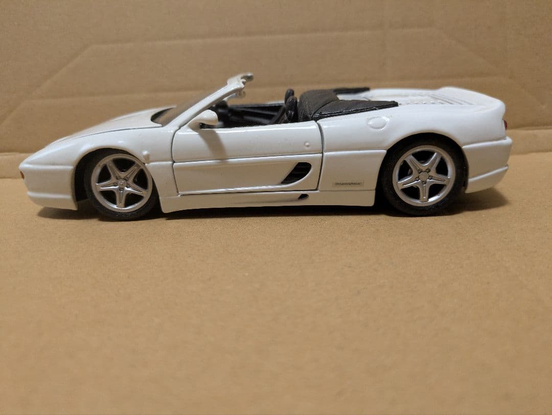 ミニカー　マイスト　フェラーリ F355